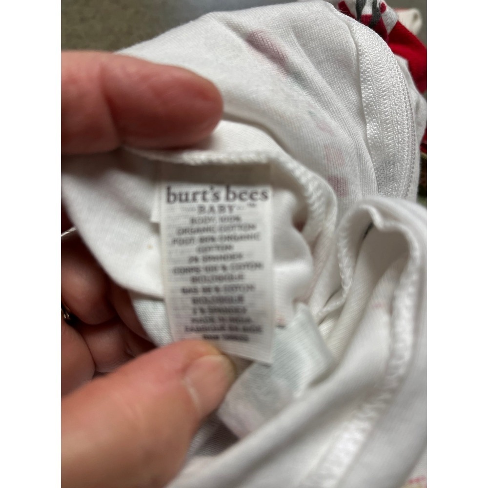 Christmas zip closure sleeper Burt's Bees Letters to Sanra 3-6 Months. NWT - Picture 5 of 5